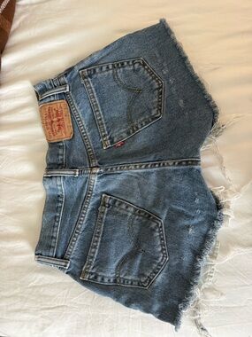 LEVIs 505 Straight Fit Cutoff Denim Shorts 30x34
